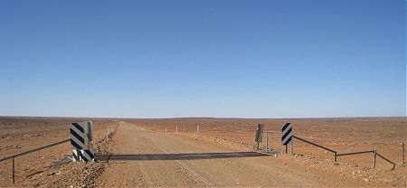 epic bike tour, road to Finke, Northern Territory